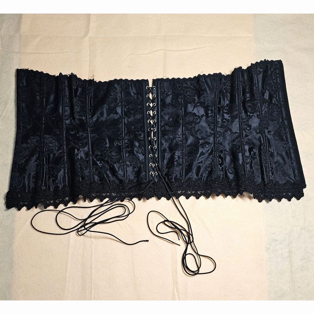 Vintage Frederick's of Hollywood Black Floral Lace Corset Belt Waist Cincher